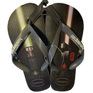 Havaianas Star Wars Flip Flops Unissex Size  7/8W 6/7M NWT